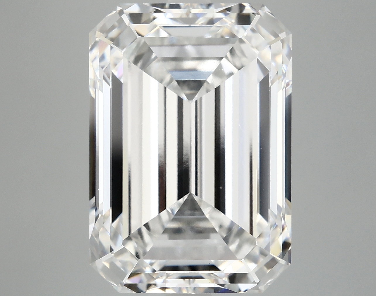 10.55 CT Emerald Diamond