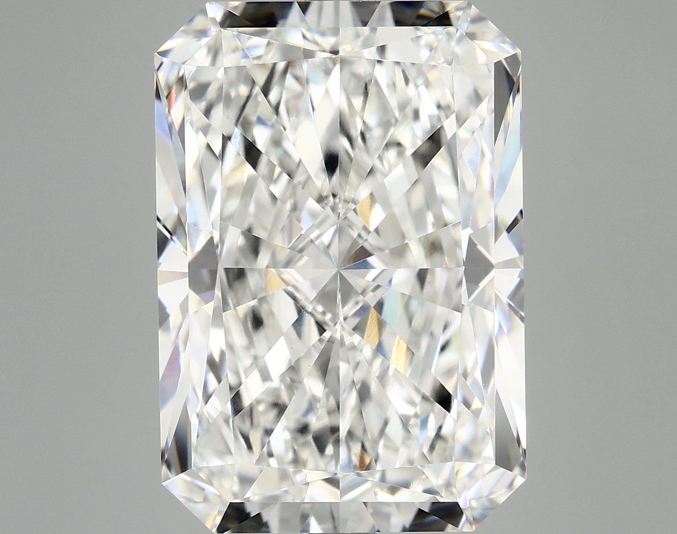10.20 CT Radiant Diamond
