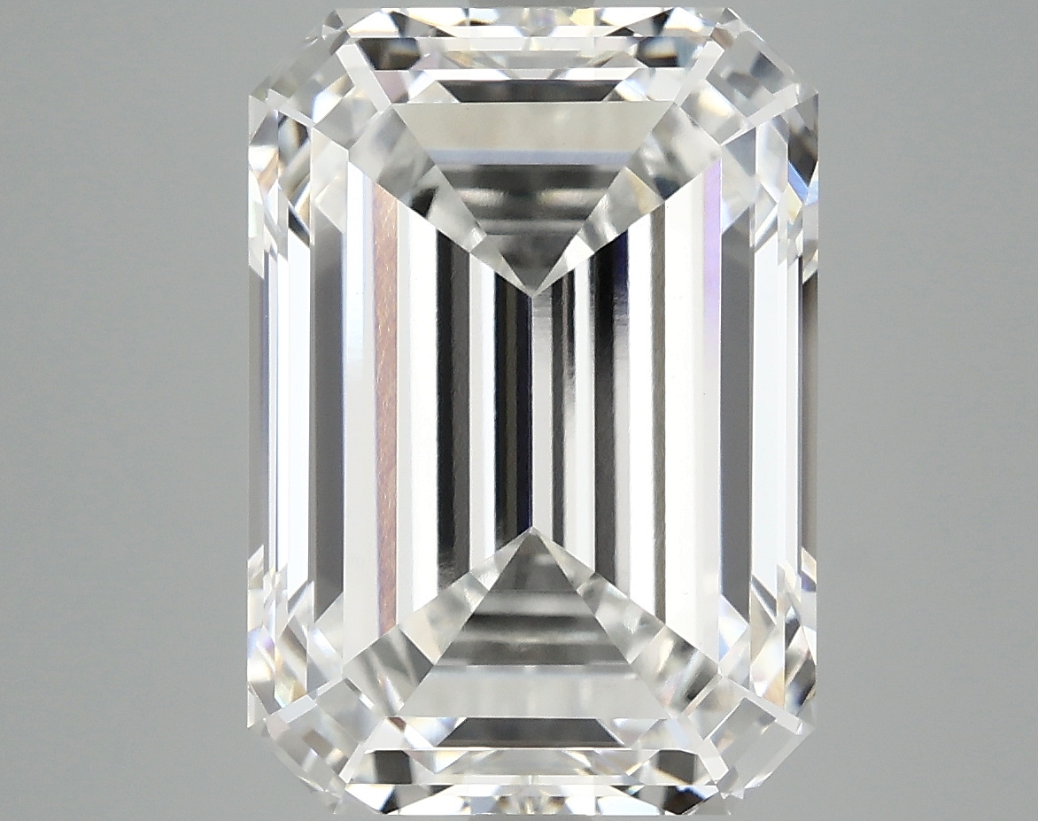 8.32 CT Emerald Diamond