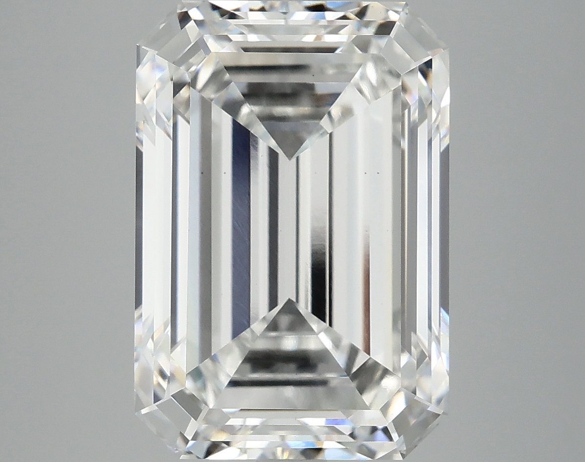 8.18 CT Emerald Diamond