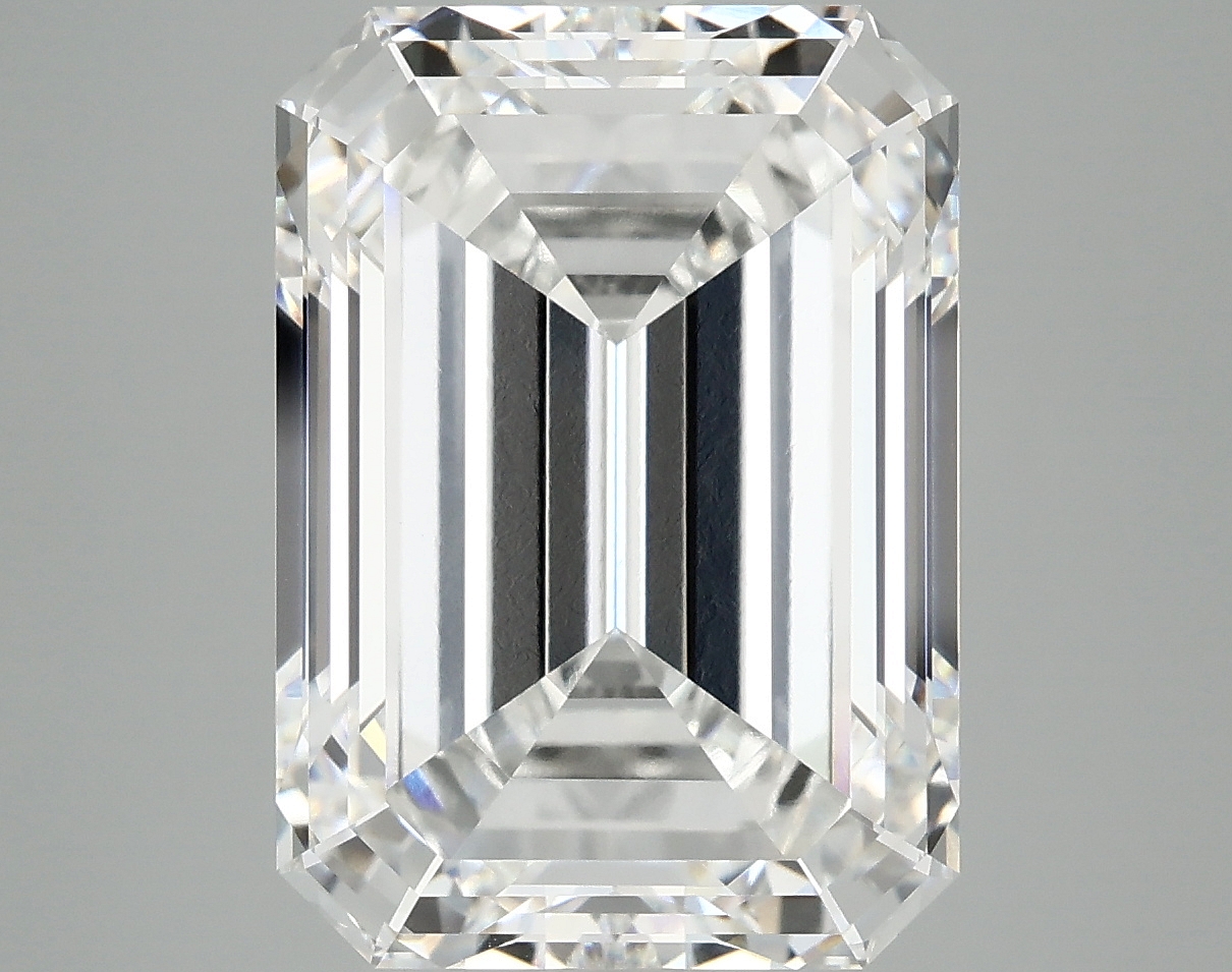 9.15 CT Emerald Diamond