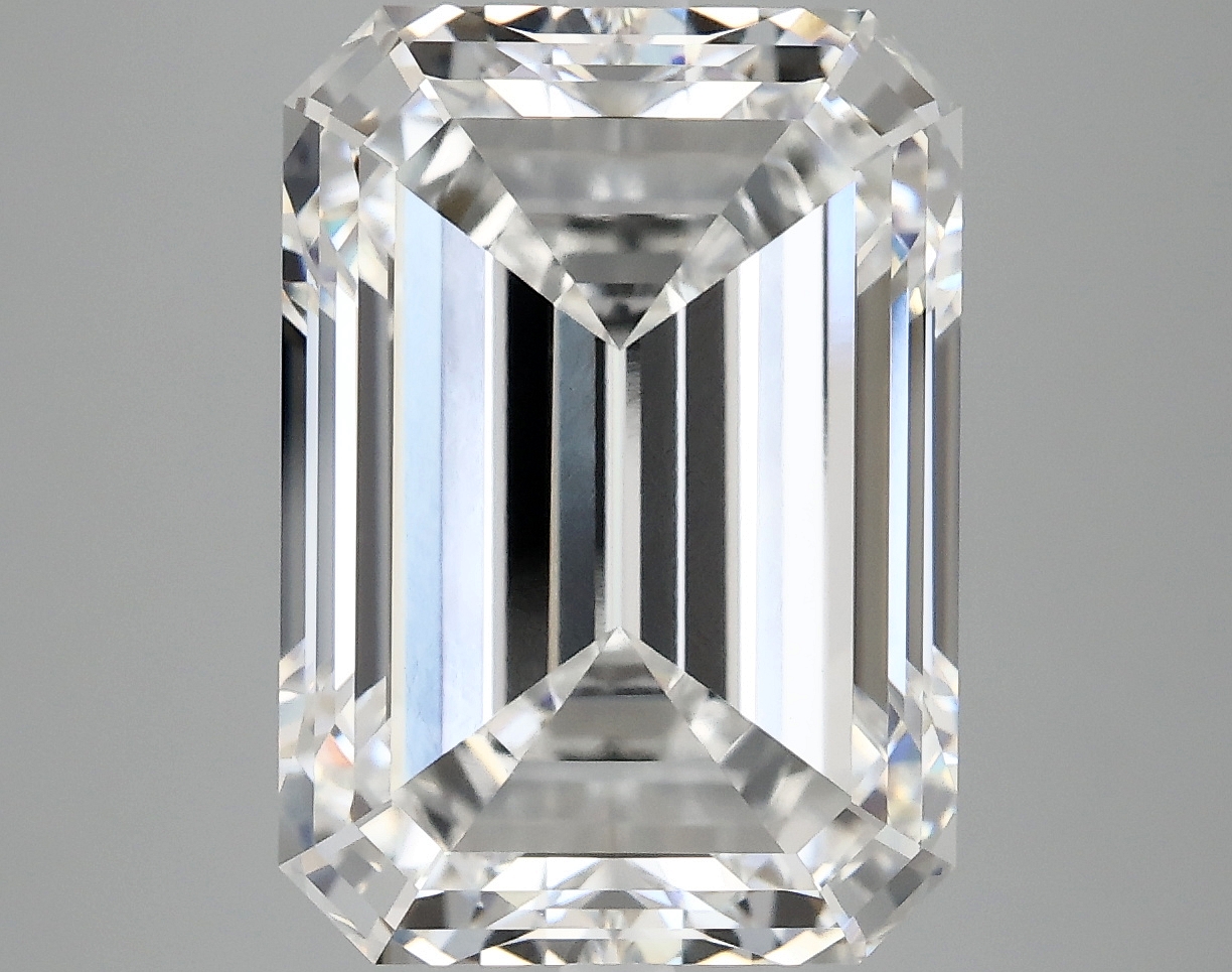 8.32 CT Emerald Diamond