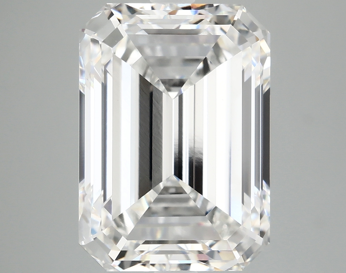 8.29 CT Emerald Diamond