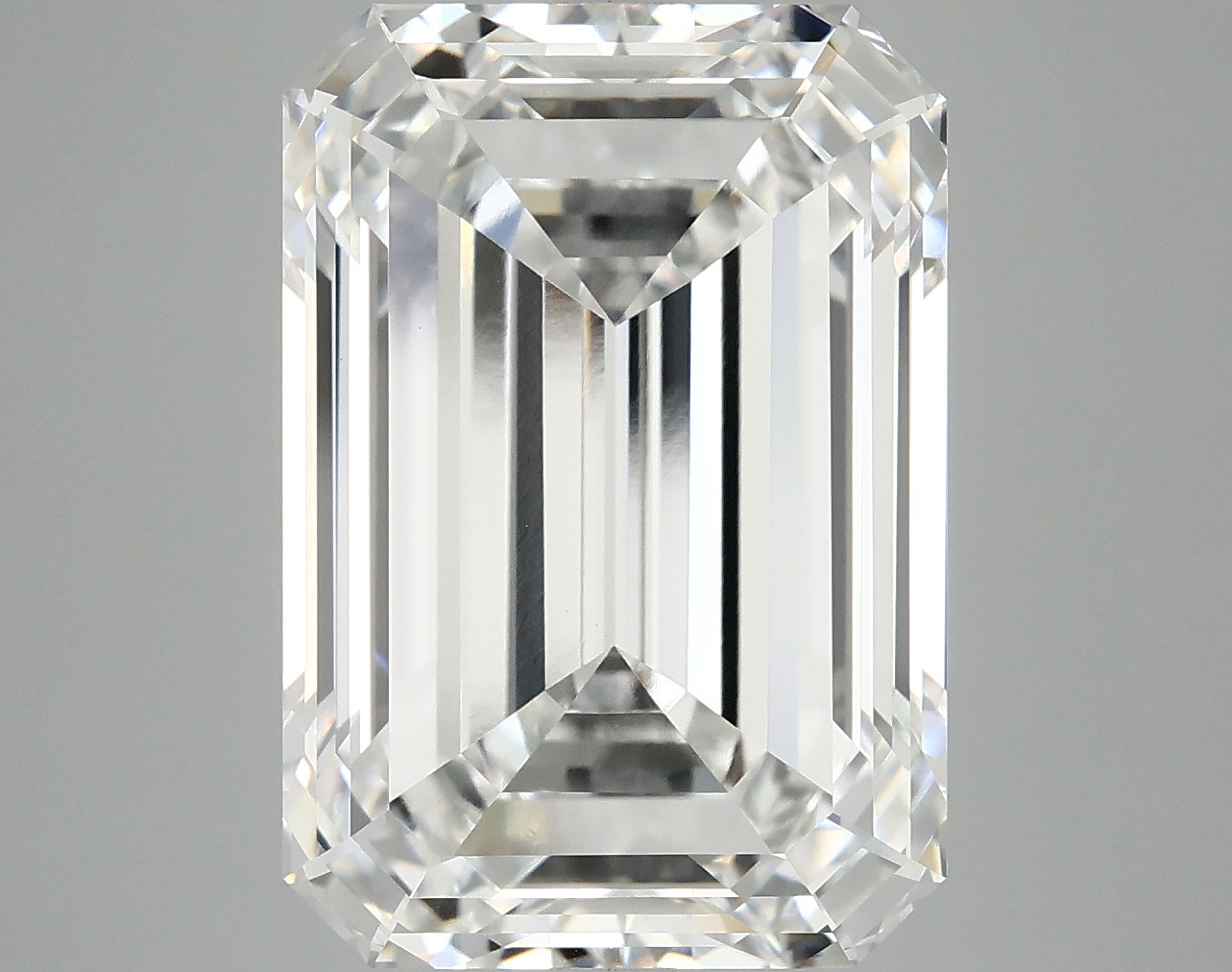 10.63 CT Emerald Diamond