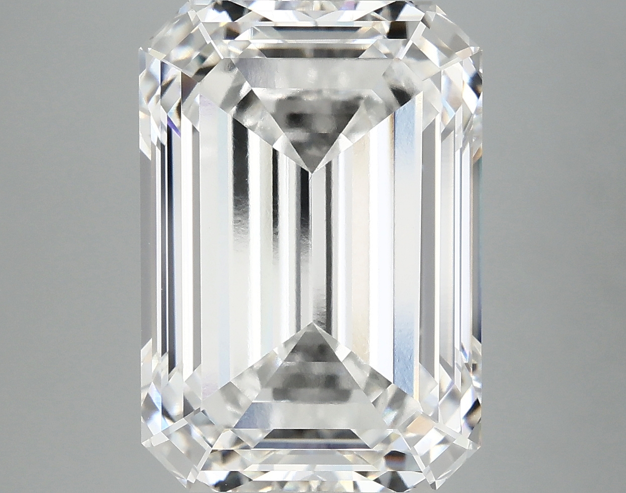 10.20 CT Emerald Diamond