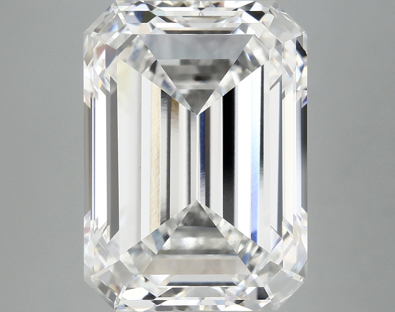 10.63 CT Emerald Diamond