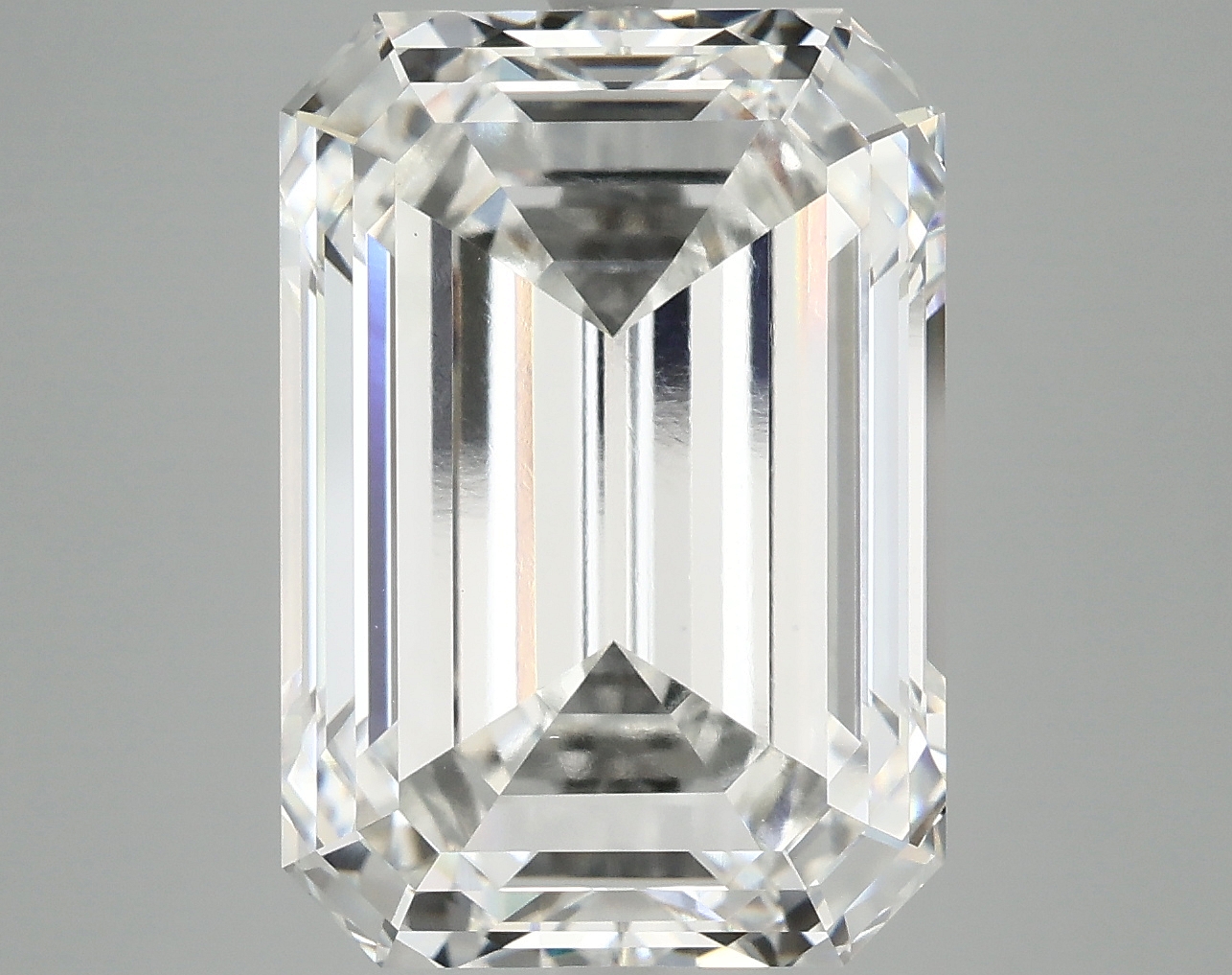 10.43 CT Emerald Diamond