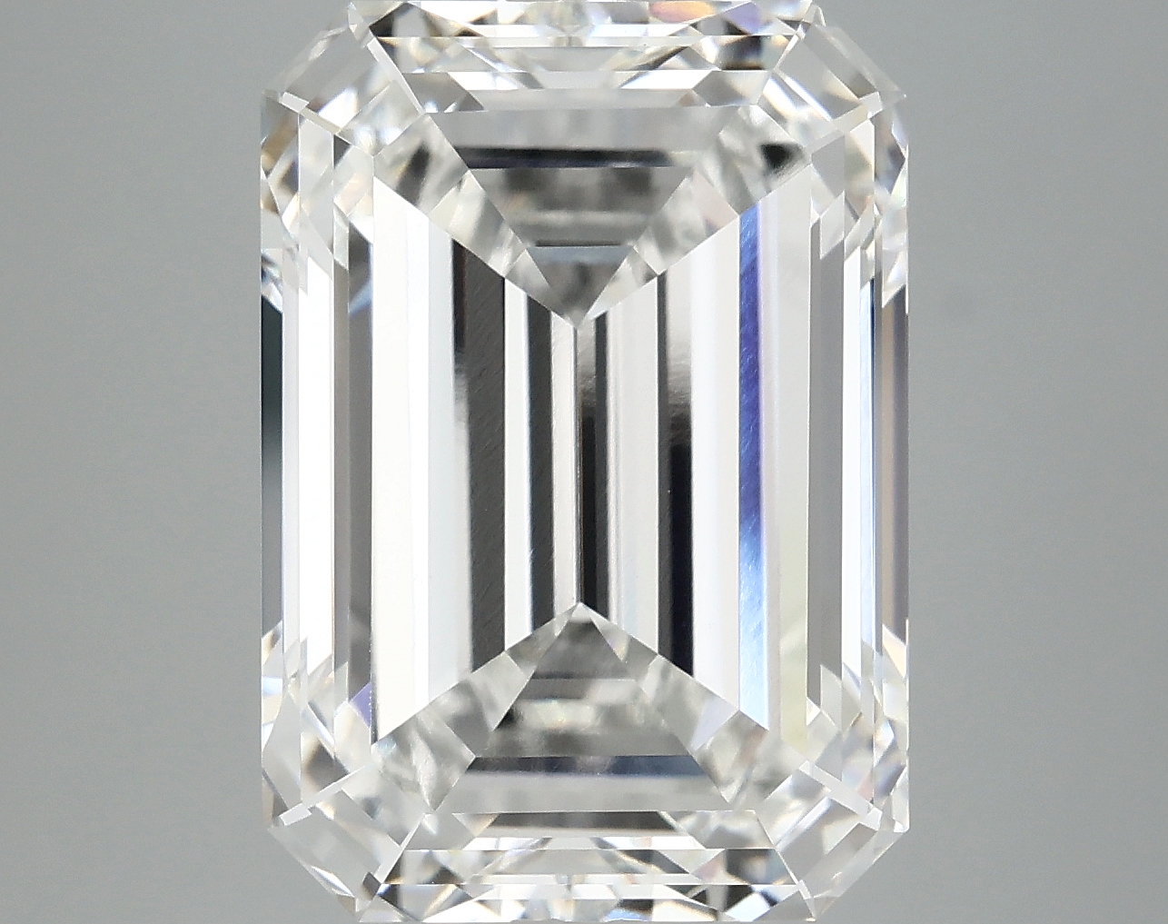 10.17 CT Emerald Diamond