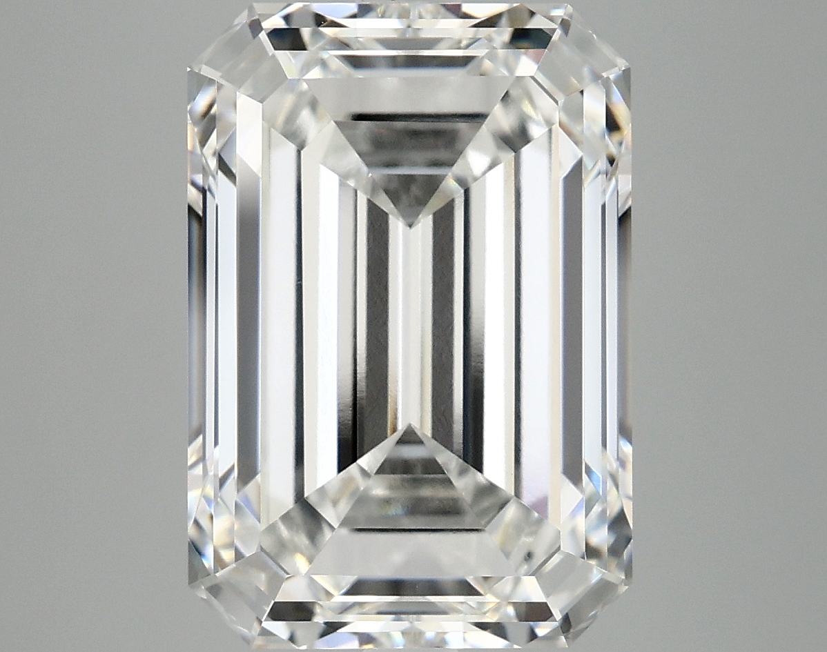 8.39 CT Emerald Diamond