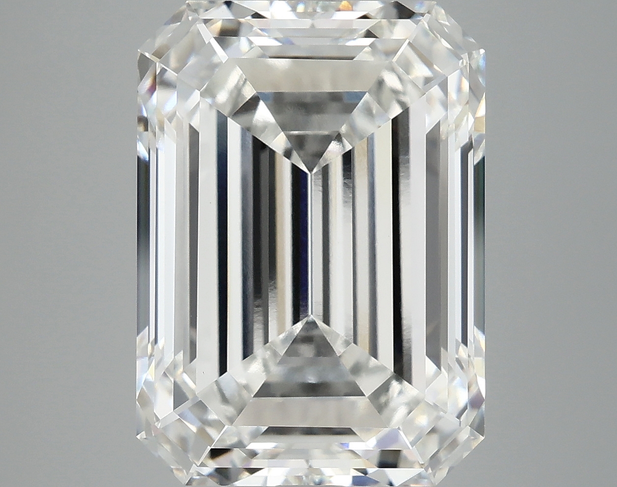 10.43 CT Emerald Diamond