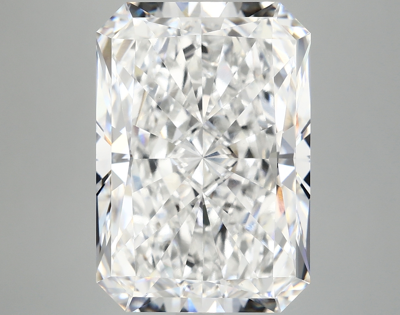 10.08 CT Radiant Diamond