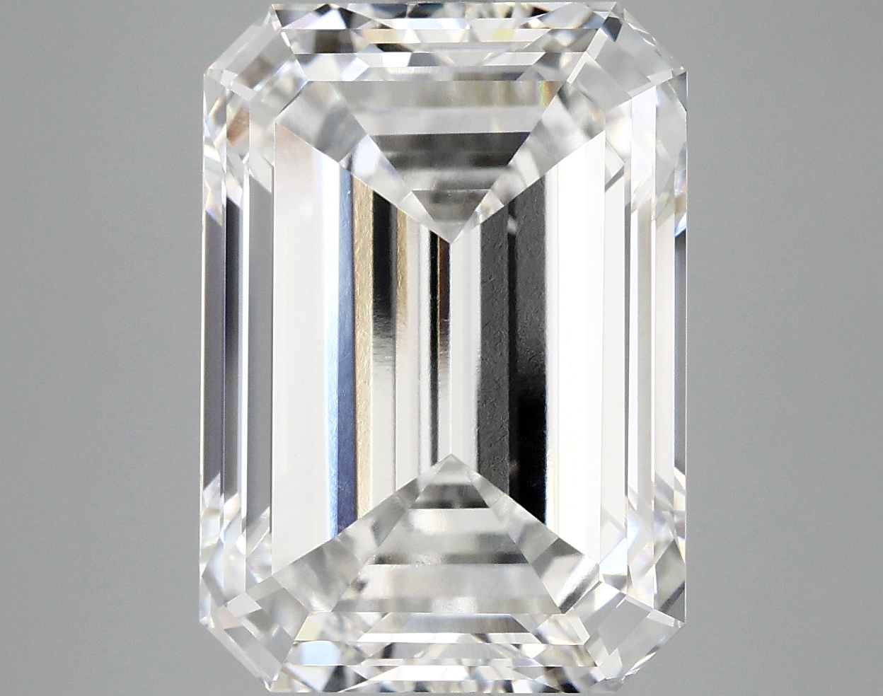 10.20 CT Emerald Diamond