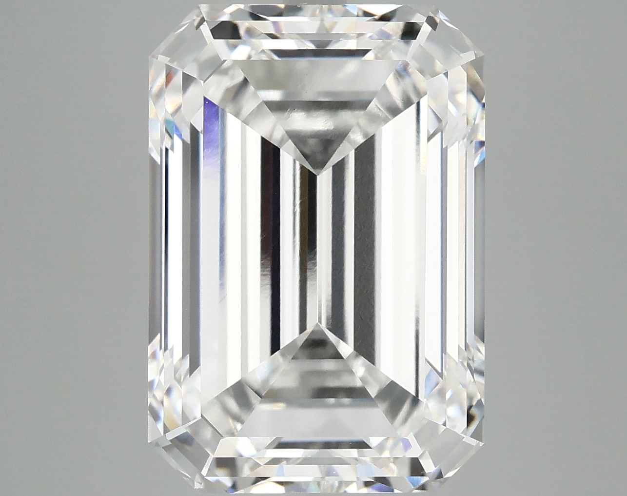 10.39 CT Emerald Diamond