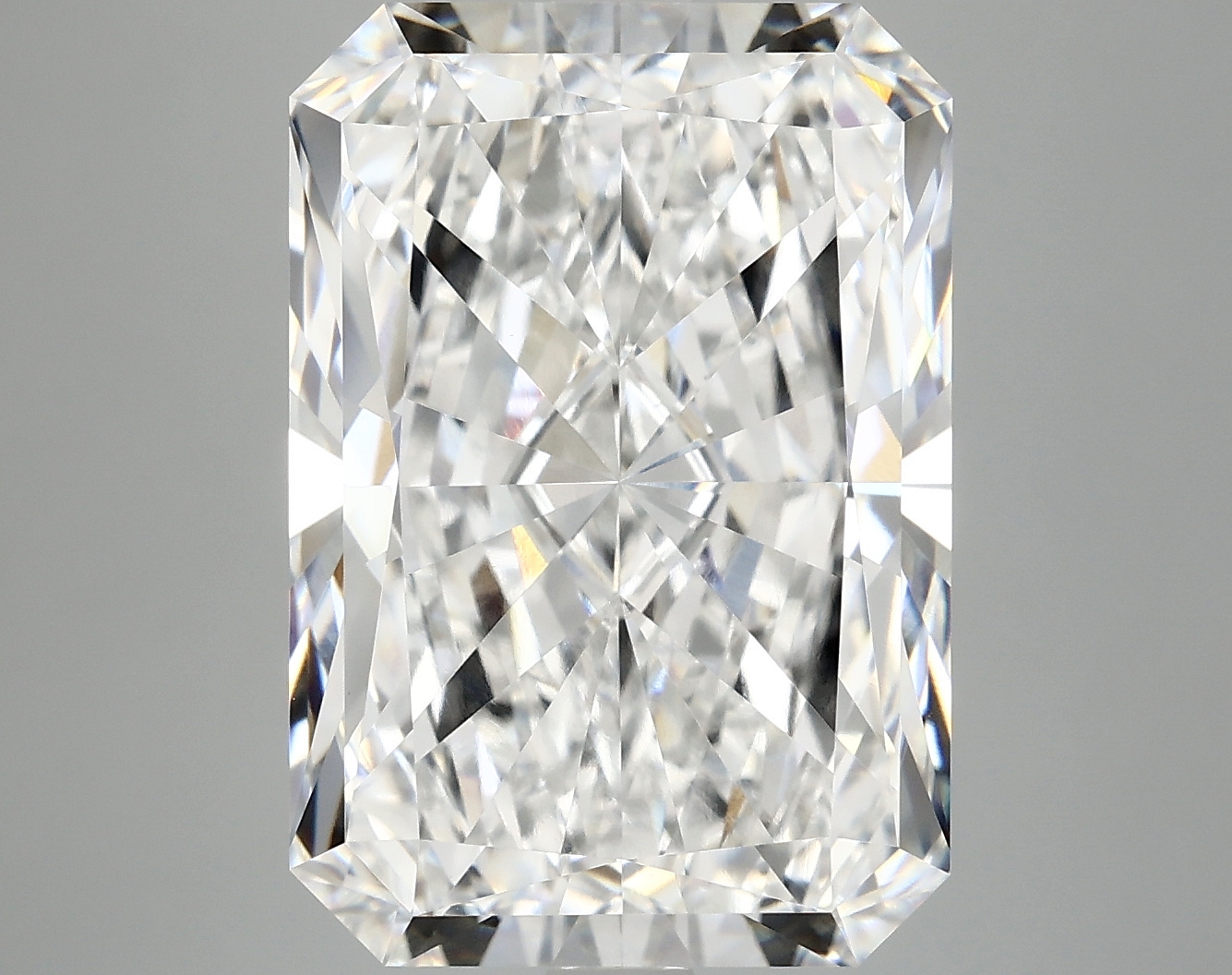 10.16 CT Radiant Diamond