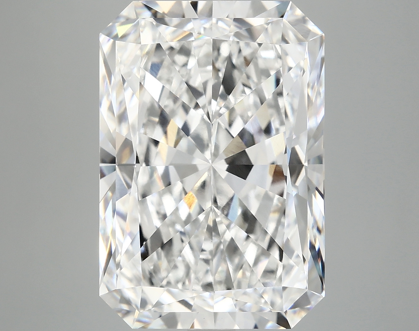 10.51 CT Radiant Diamond