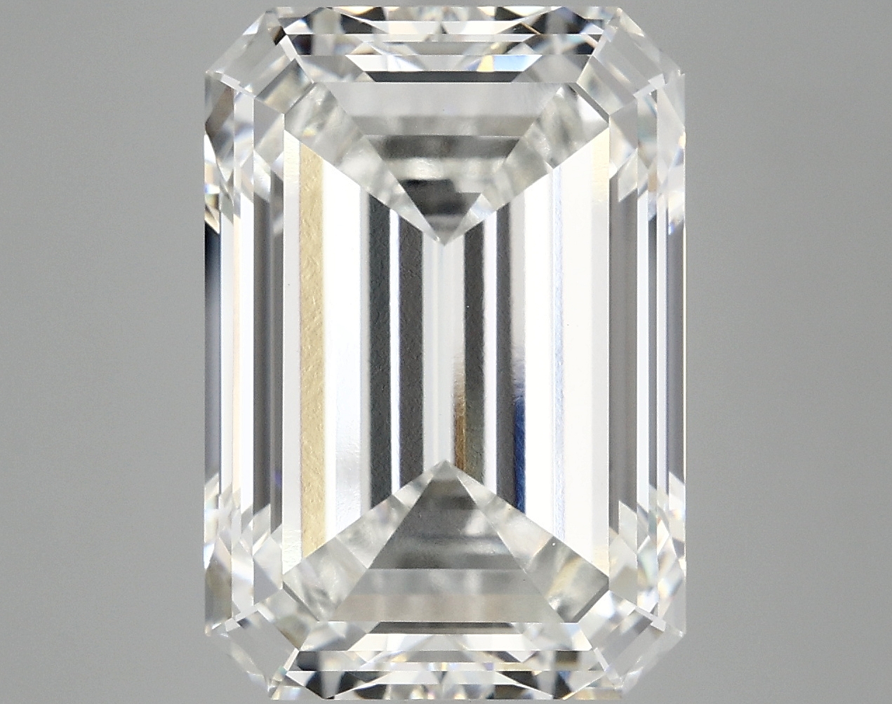10.10 CT Emerald Diamond