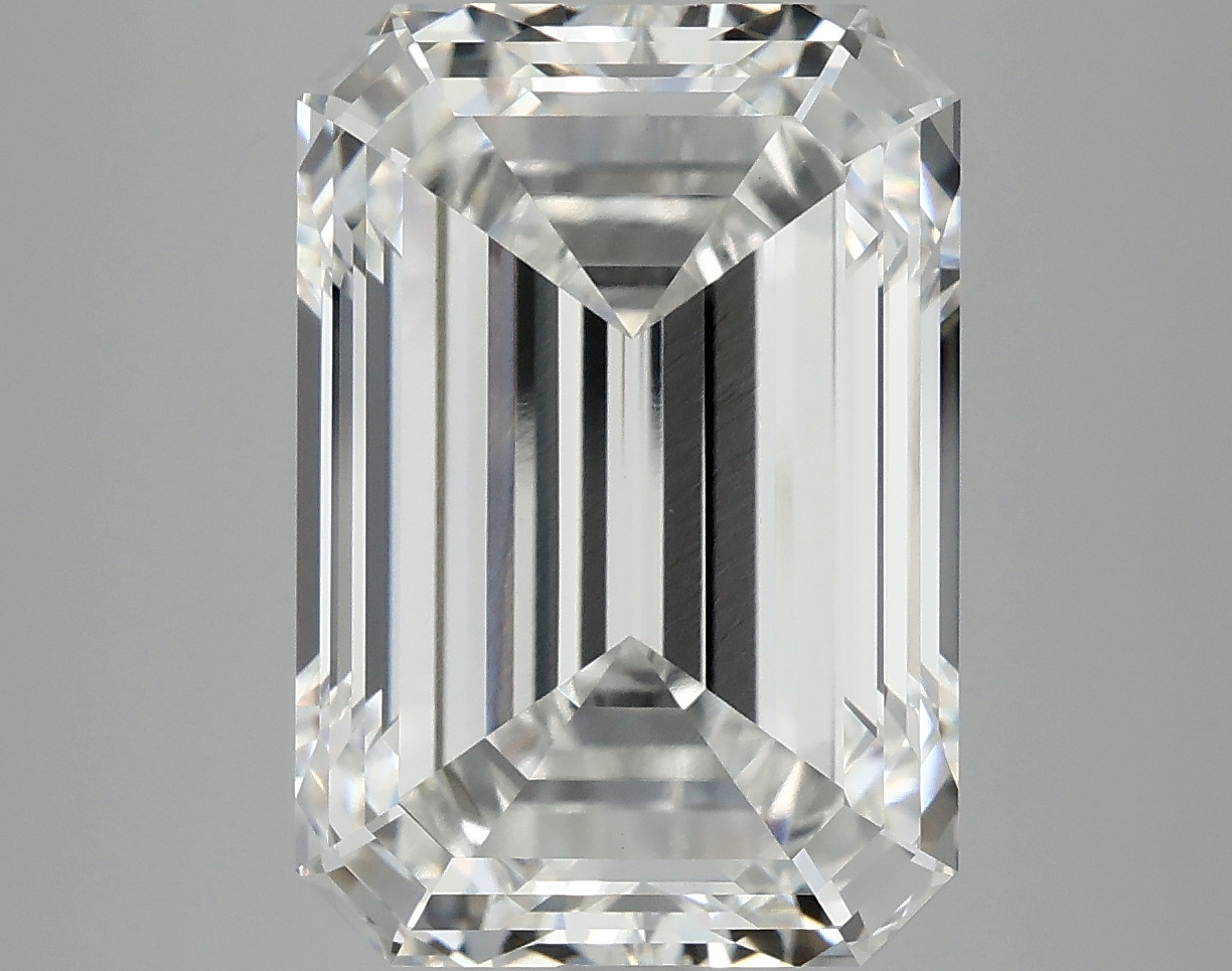 8.19 CT Emerald Diamond