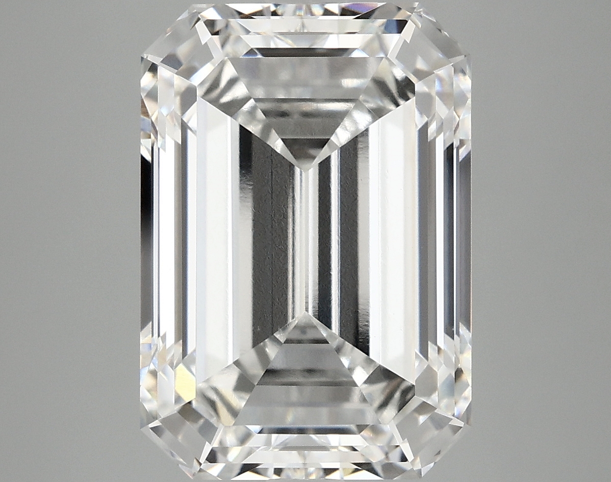 8.18 CT Emerald Diamond