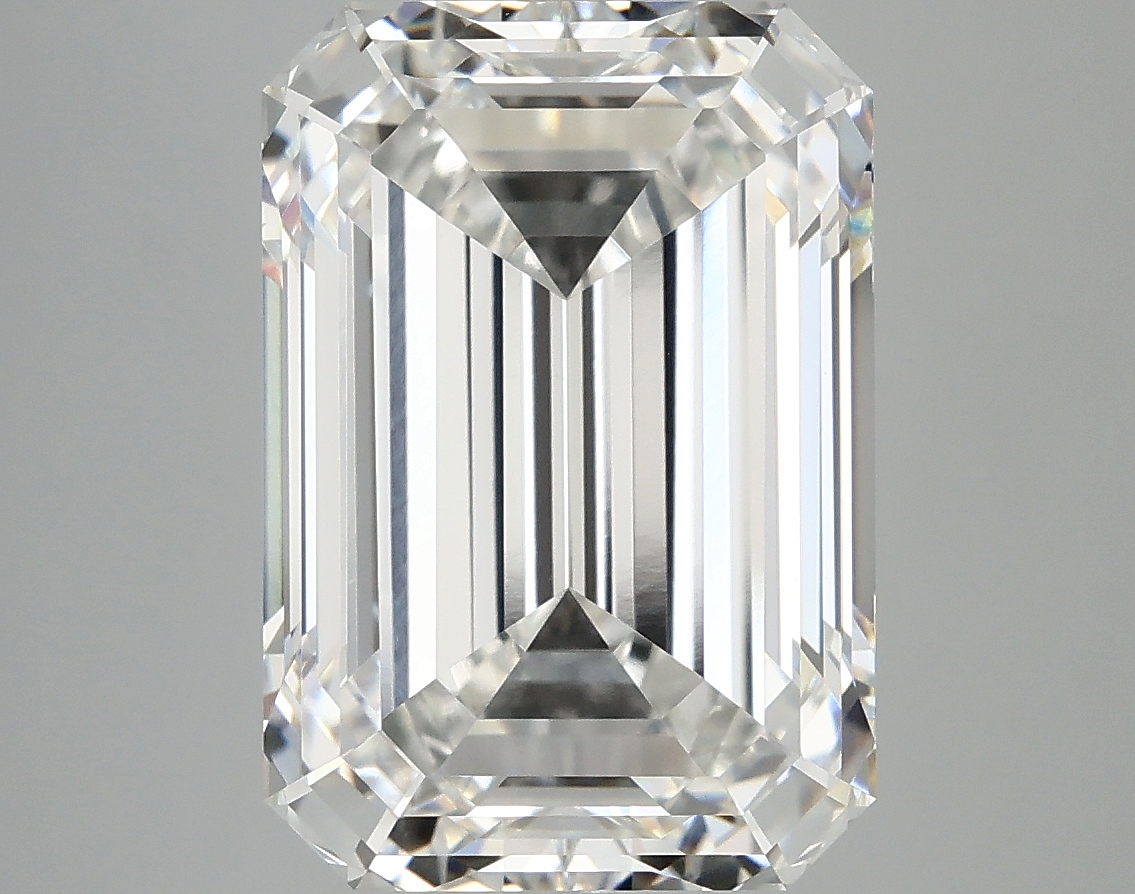 7.59 CT Emerald Diamond