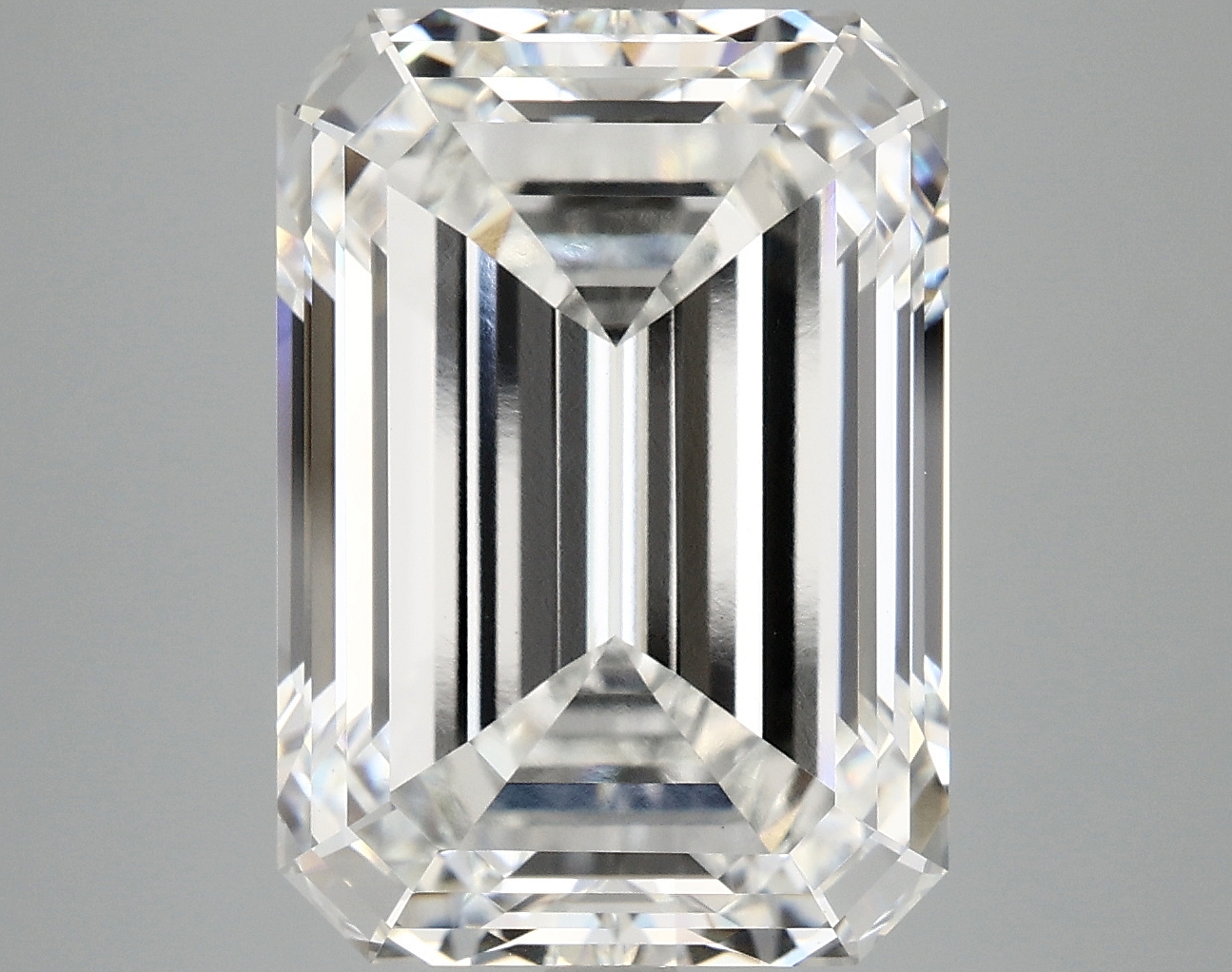 10.40 CT Emerald Diamond