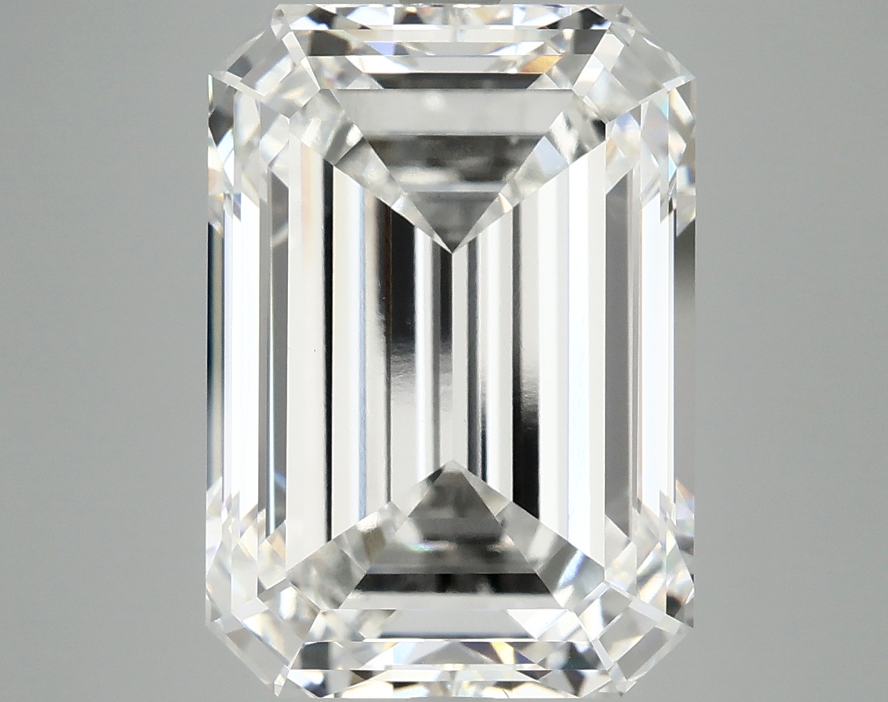 10.51 CT Emerald Diamond