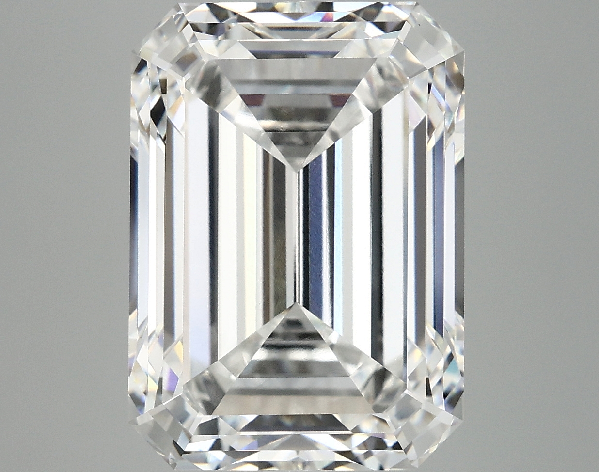 10.62 CT Emerald Diamond