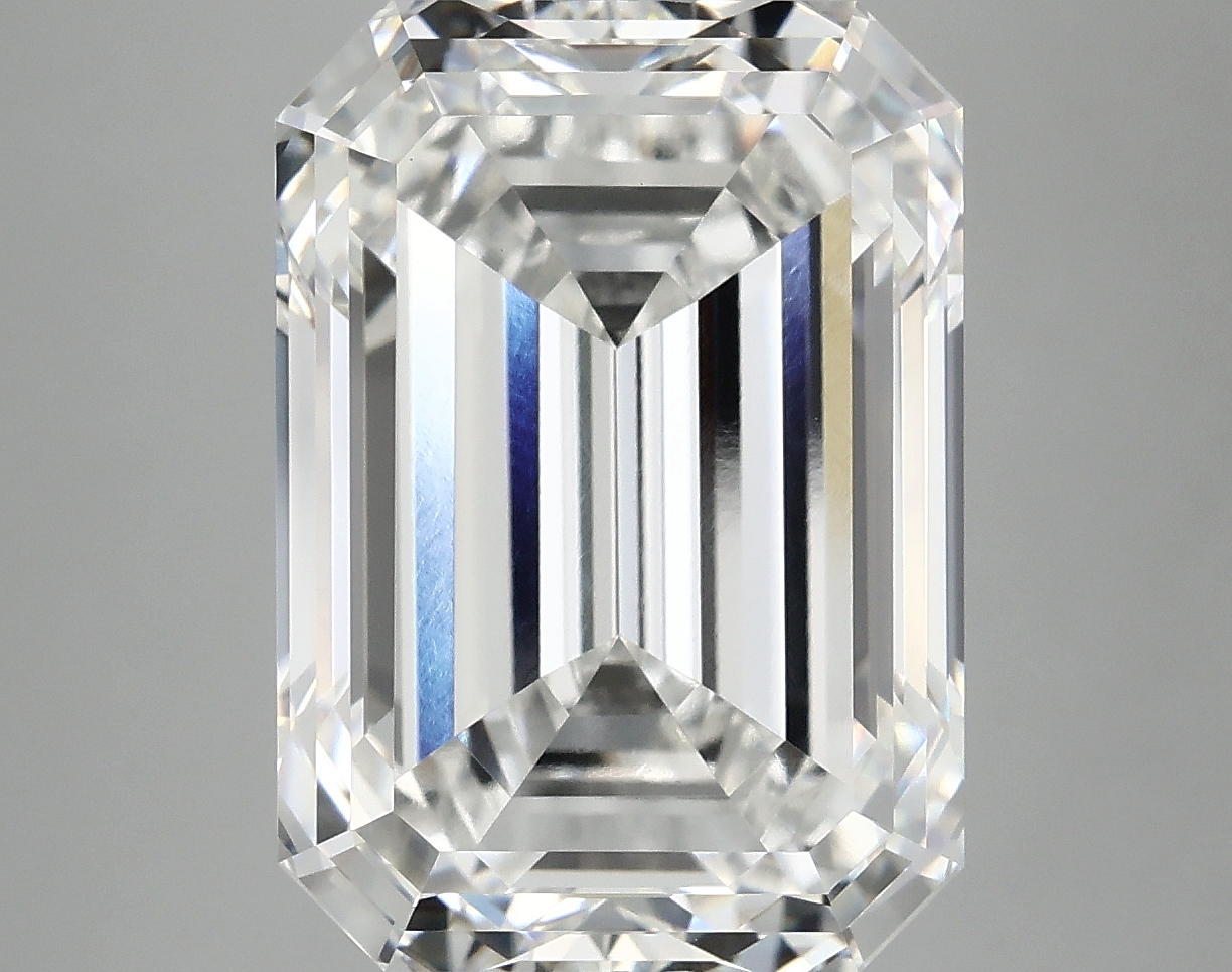 10.34 CT Emerald Diamond