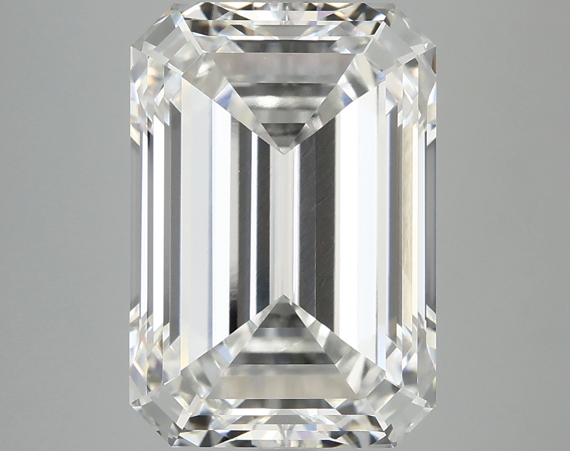 8.18 CT Emerald Diamond