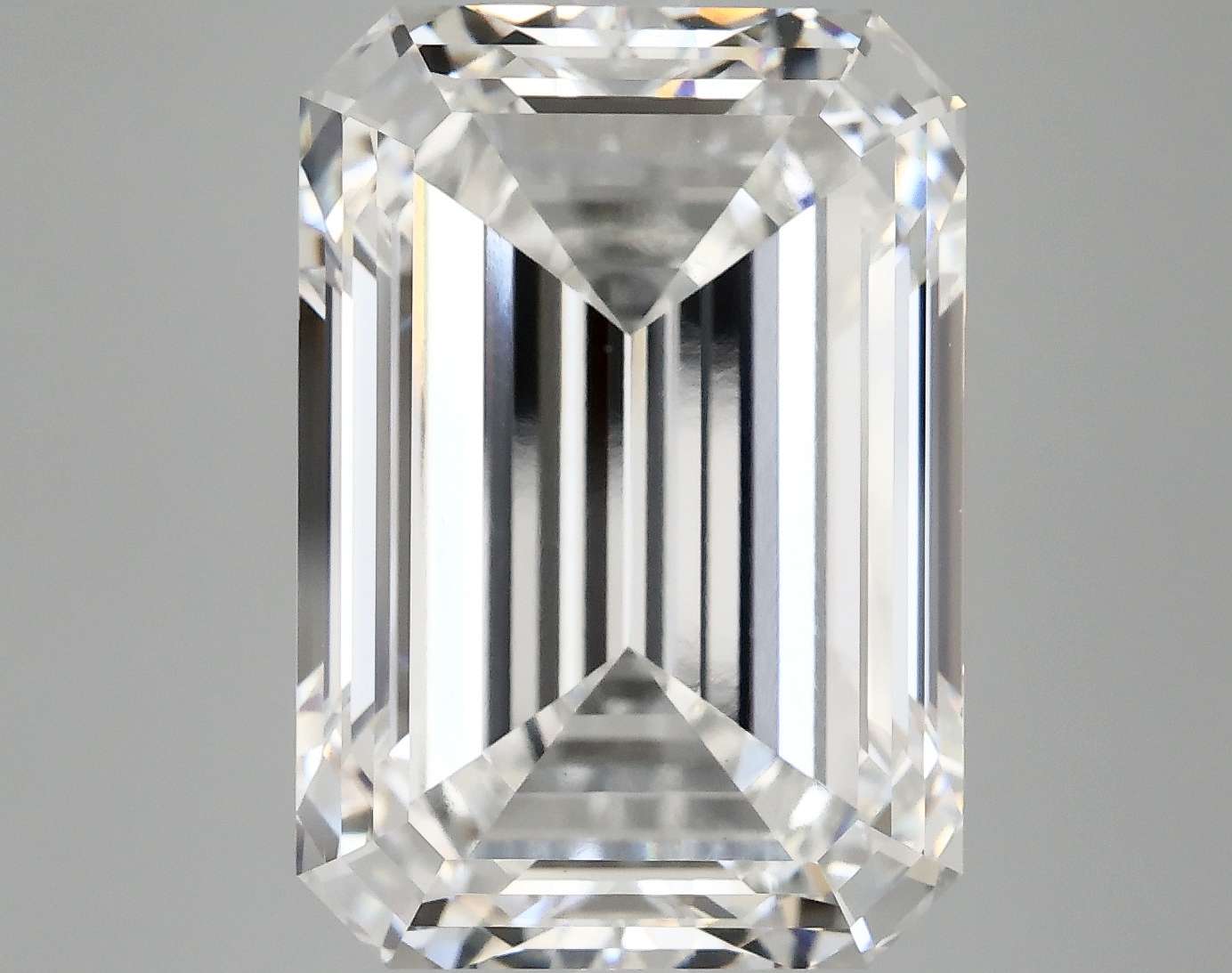 12.39 CT Emerald Diamond