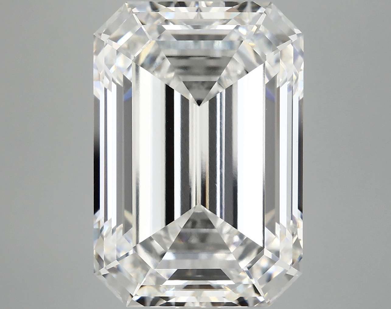 10.62 CT Emerald Diamond