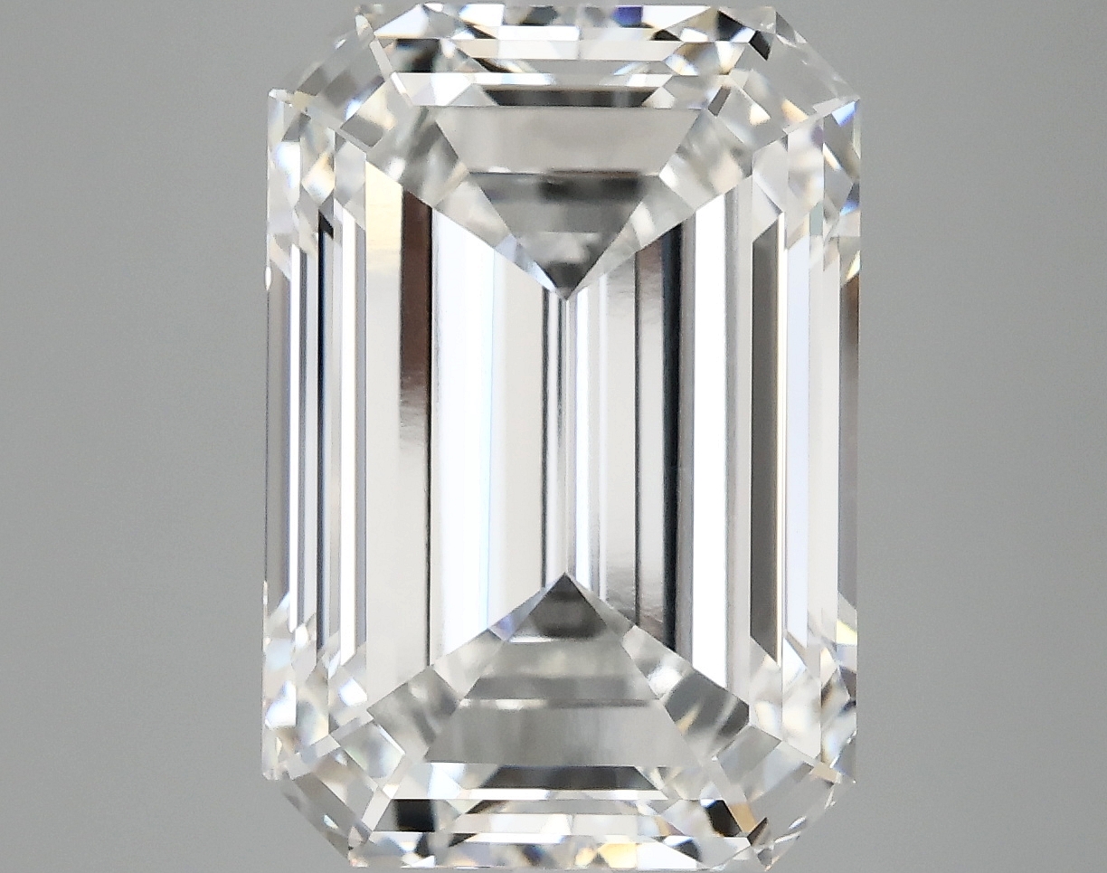 8.73 CT Emerald Diamond