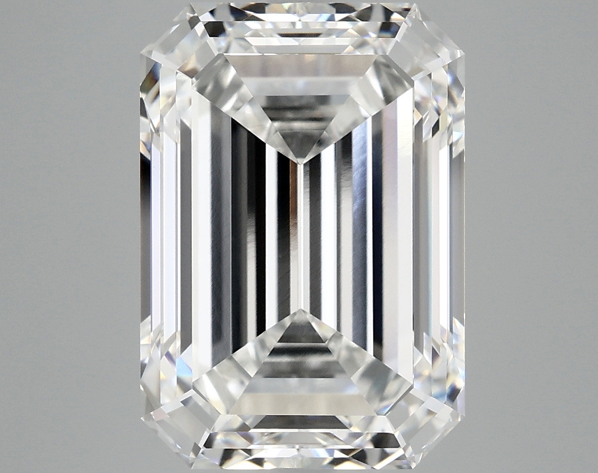 8.18 CT Emerald Diamond