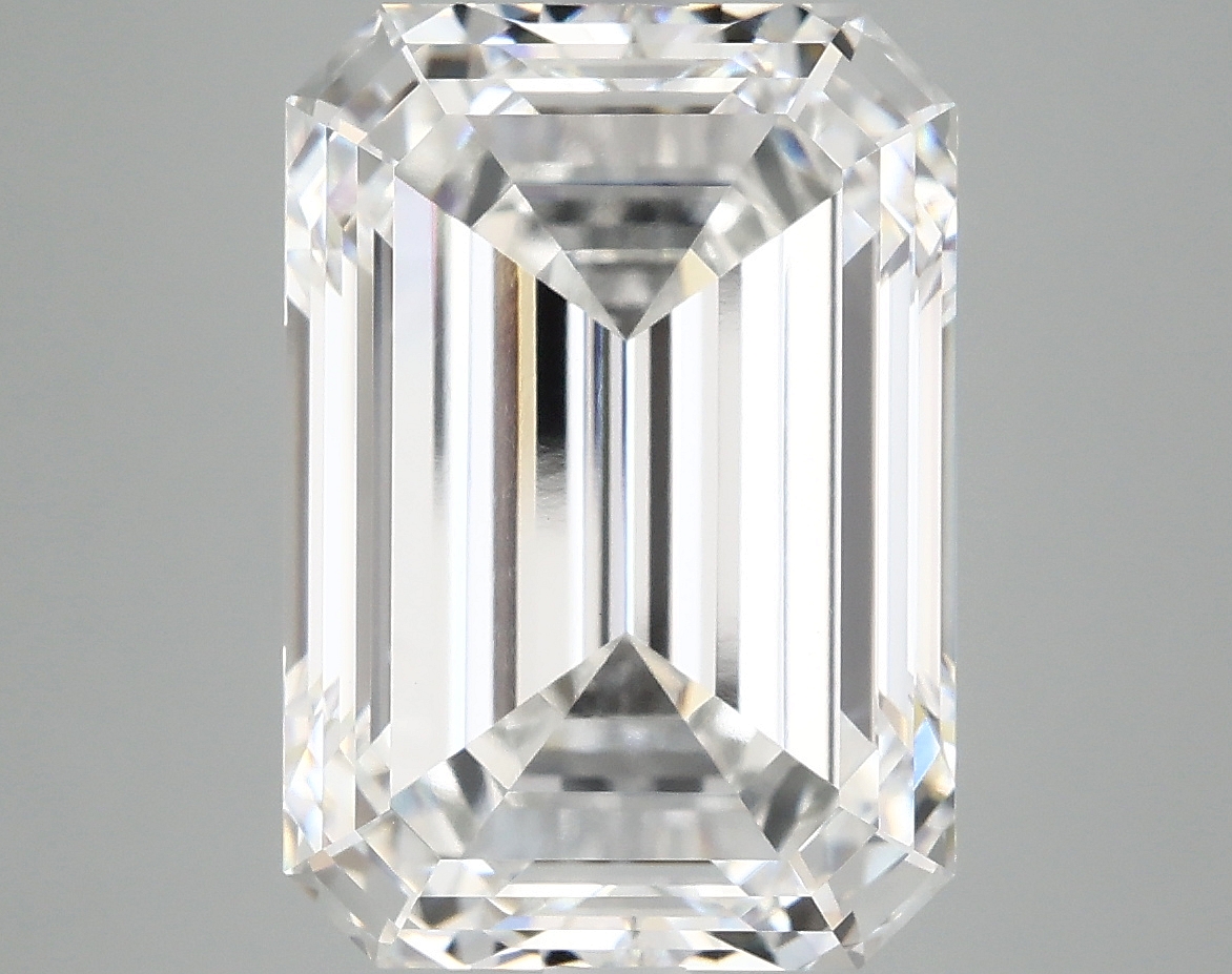 8.26 CT Emerald Diamond