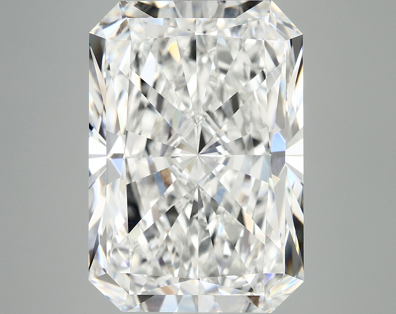 10.56 CT Radiant Diamond