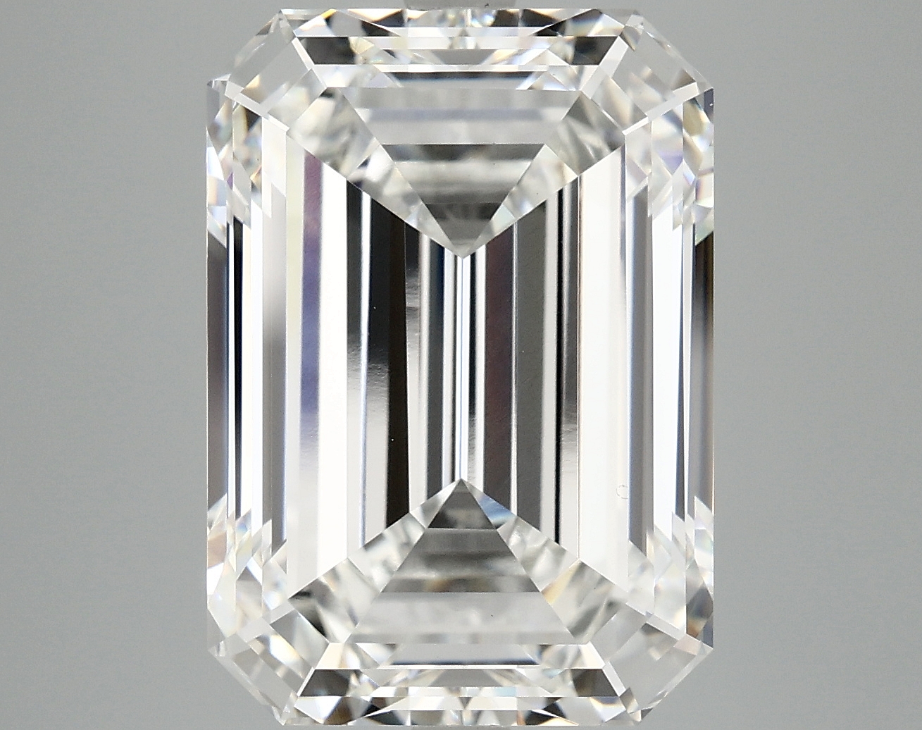 10.15 CT Emerald Diamond