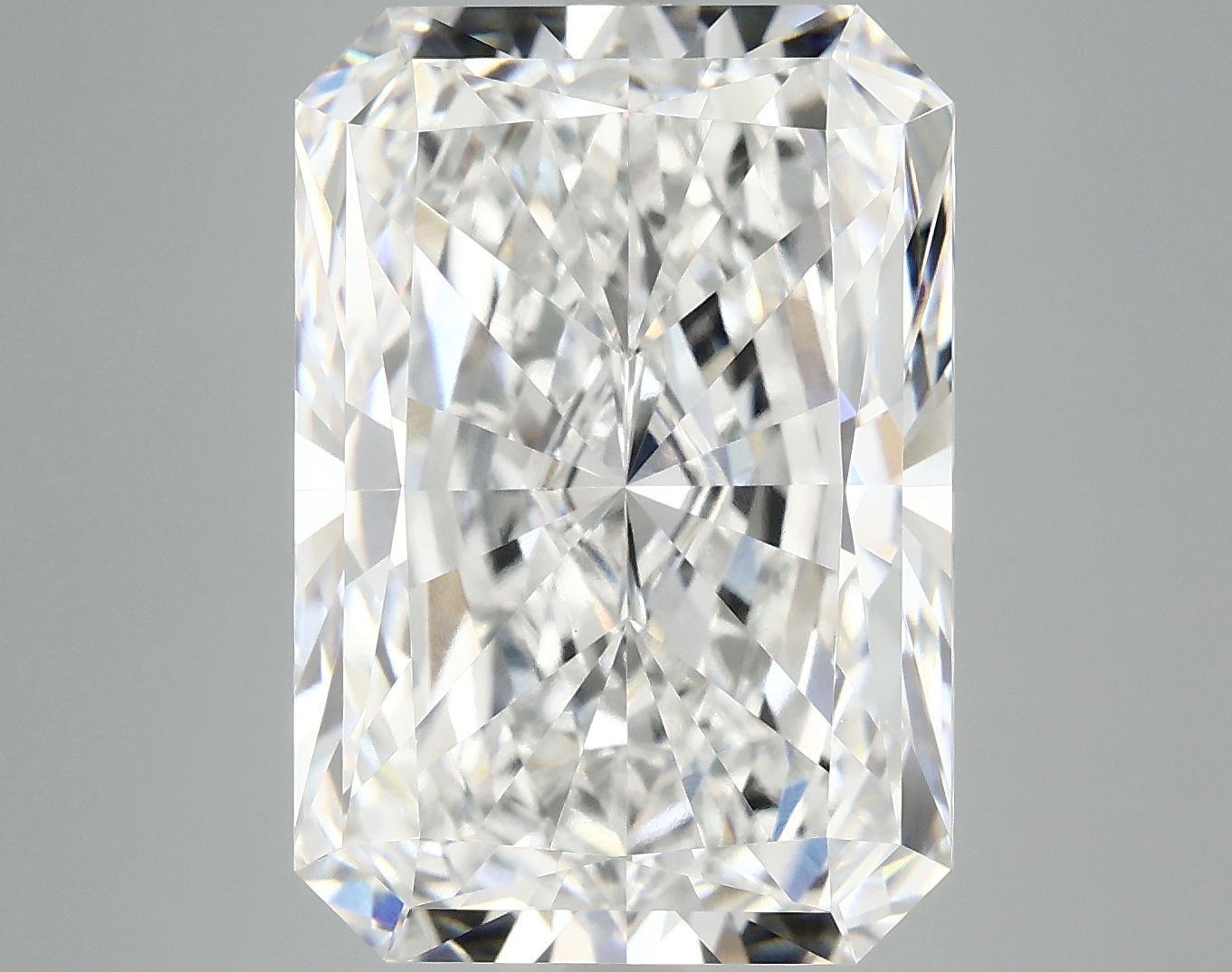 10.66 CT Radiant Diamond