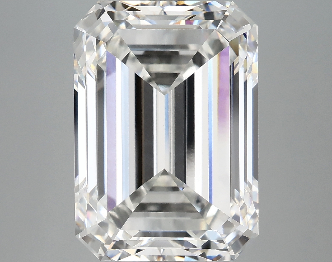 10.40 CT Emerald Diamond