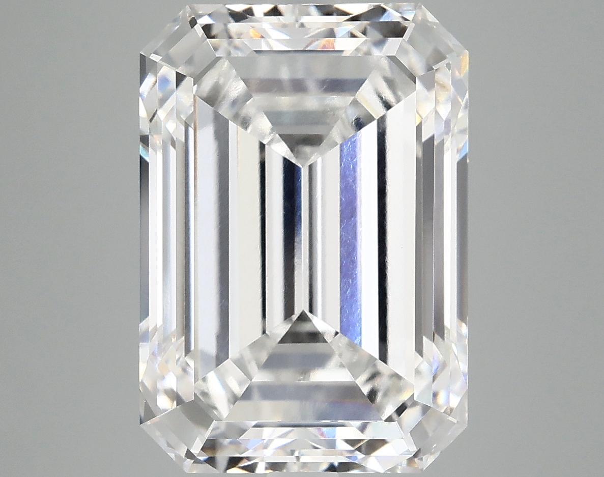 8.34 CT Emerald Diamond