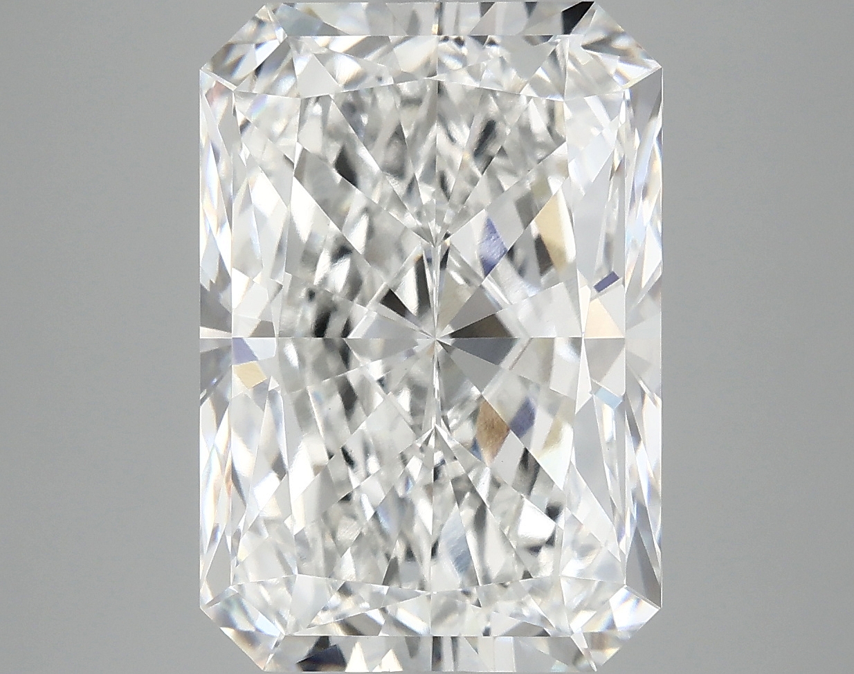 8.44 CT Radiant Diamond