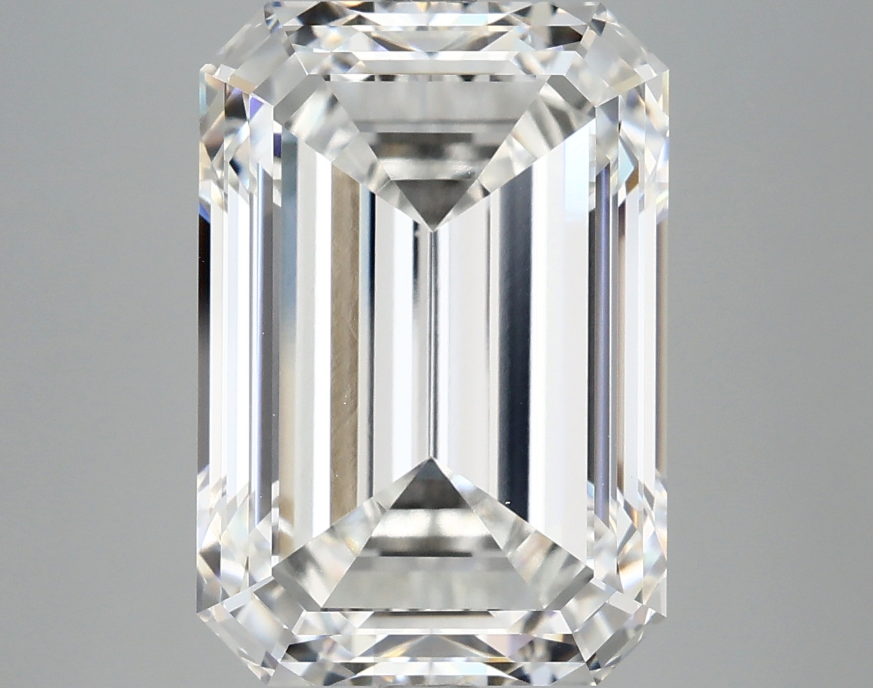 9.31 CT Emerald Diamond