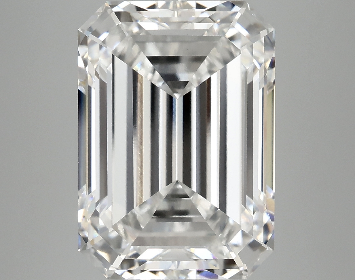 9.05 CT Emerald Diamond