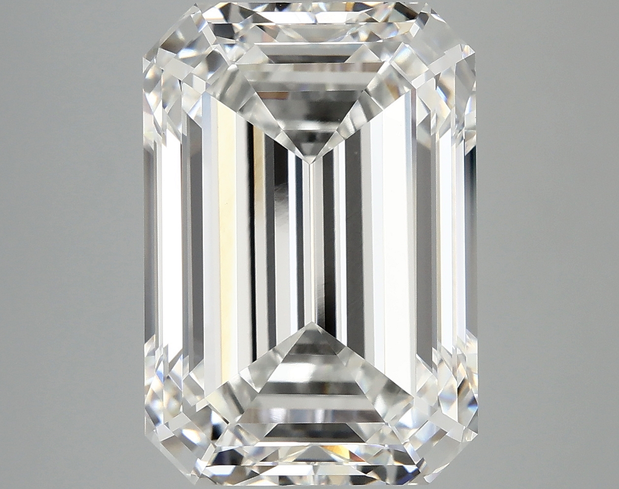 10.31 CT Emerald Diamond