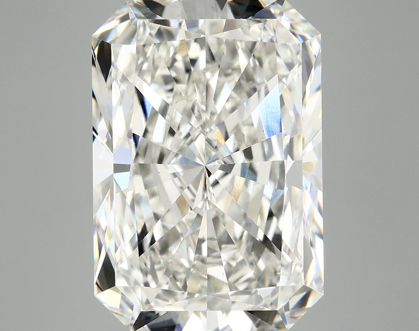 10.97 CT Radiant Diamond