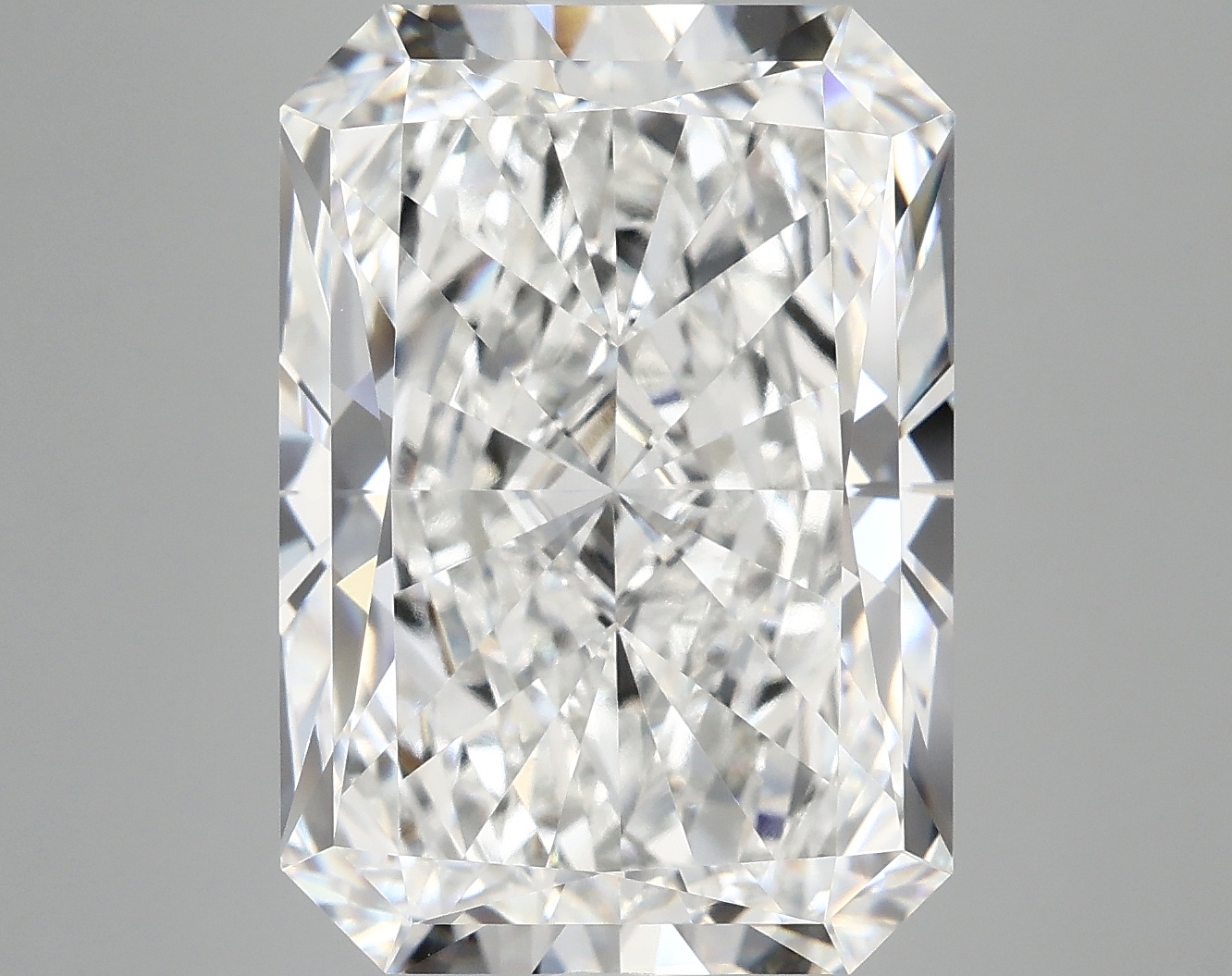 10.30 CT Radiant Diamond