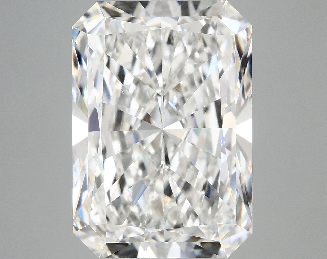 10.79 CT Radiant Diamond