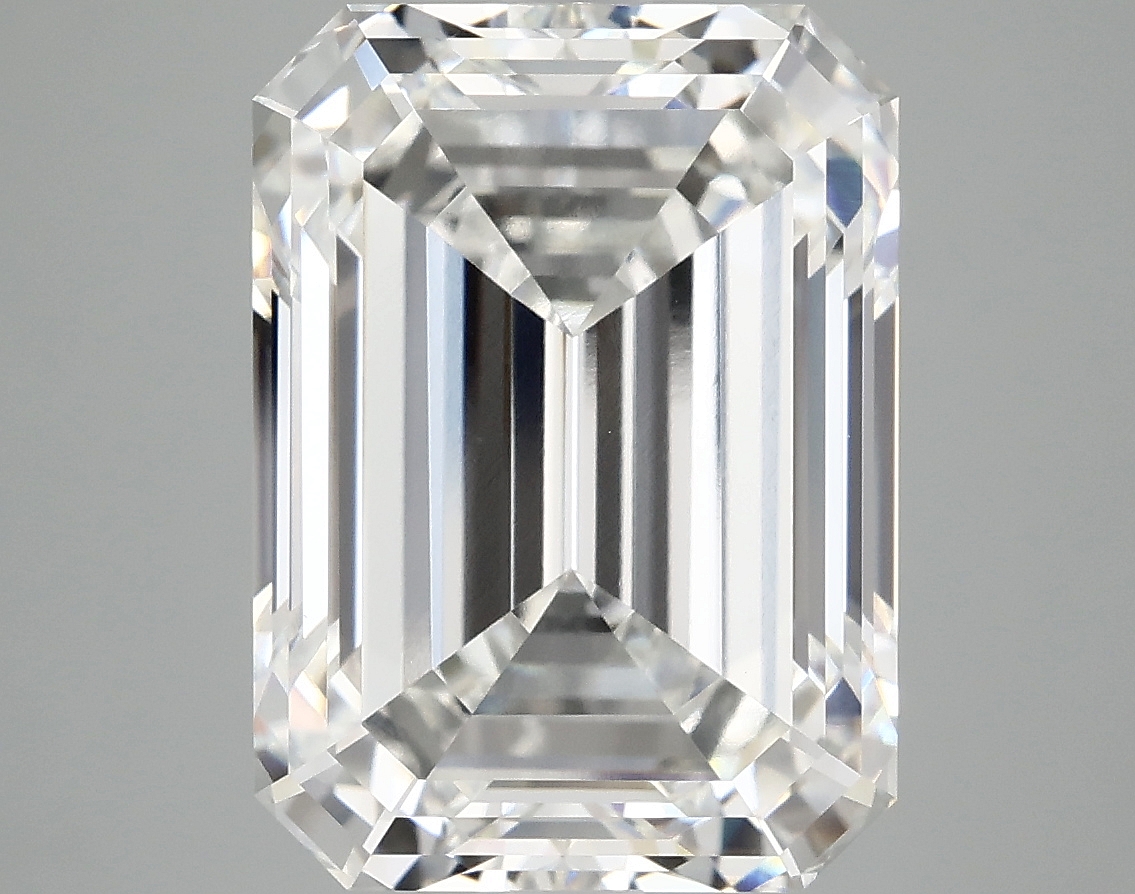 8.10 CT Emerald Diamond