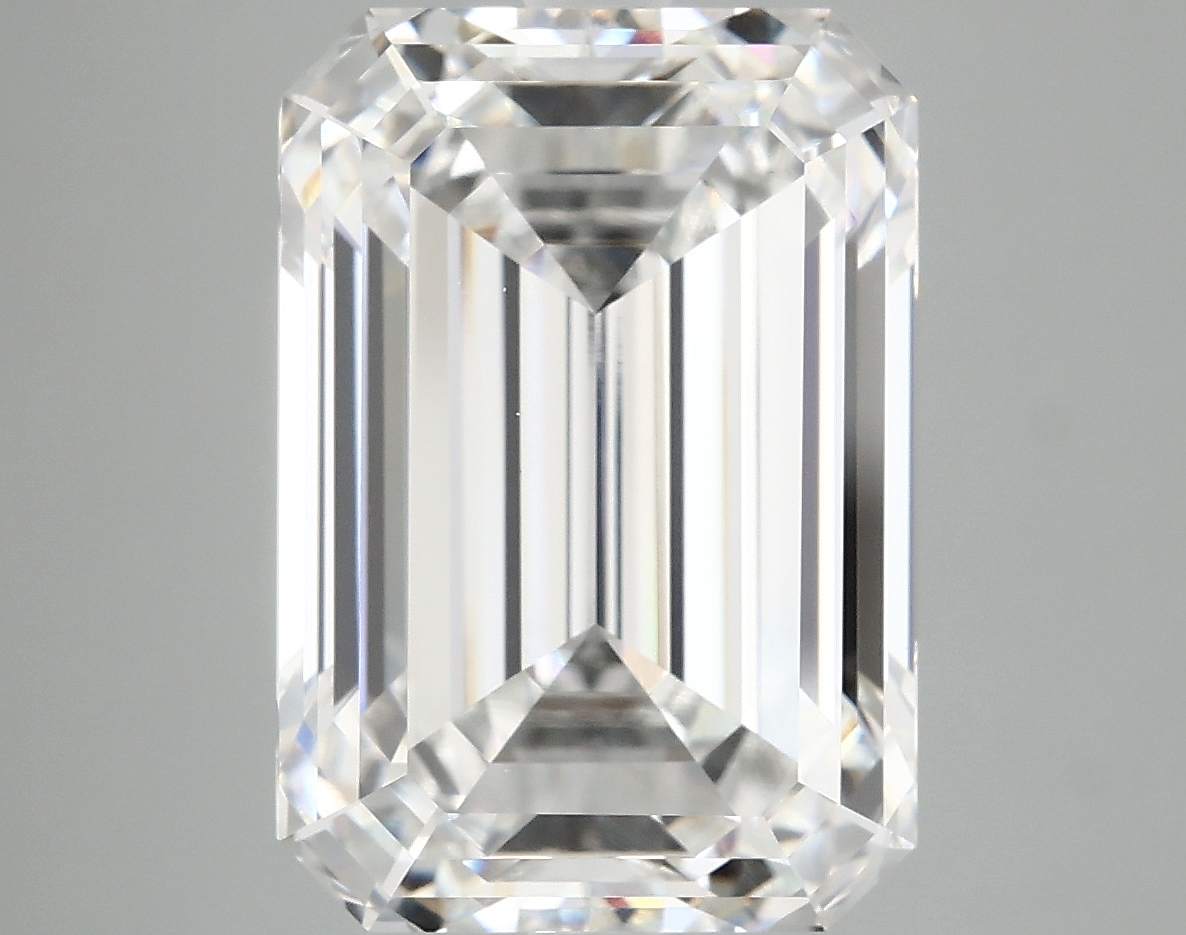 8.44 CT Emerald Diamond