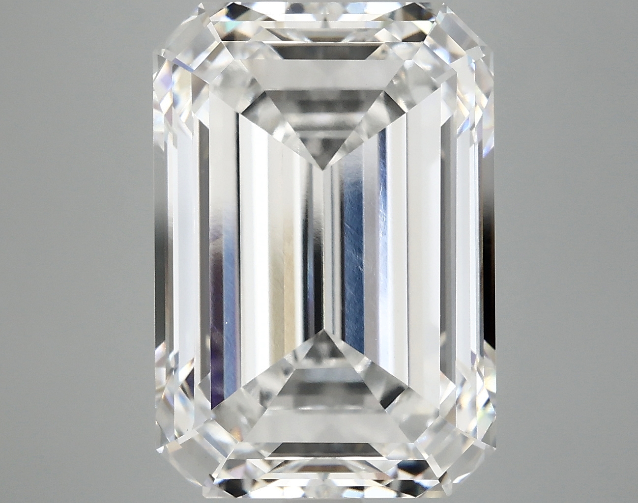 10.14 CT Emerald Diamond