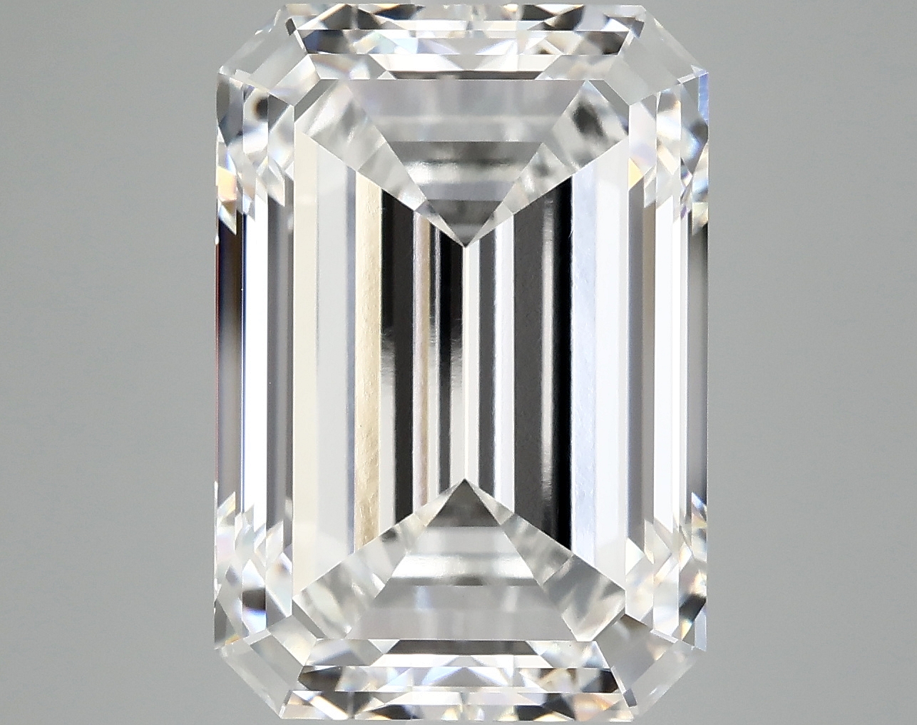 10.58 CT Emerald Diamond