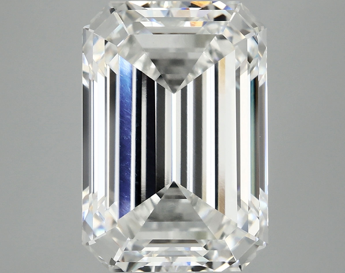 8.32 CT Emerald Diamond